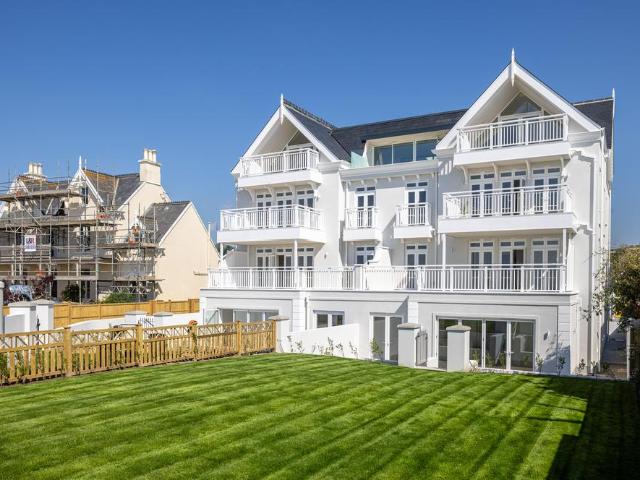 Flat for sale in St. Lawrence, Ventnor