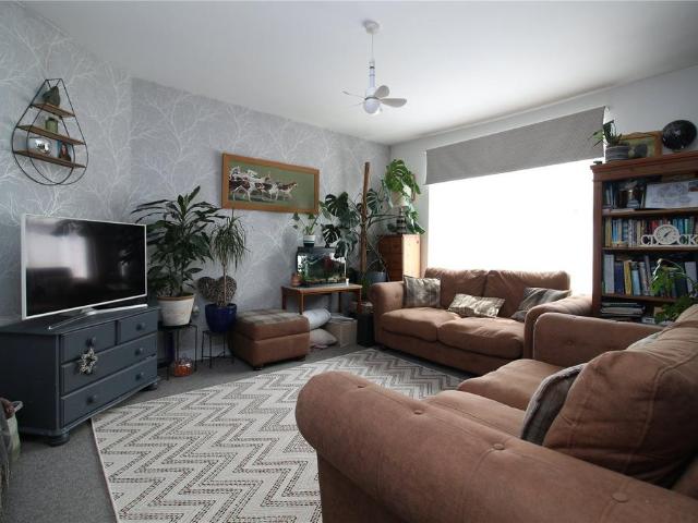 Flat for sale in Old Milton, Ashurst Bridge