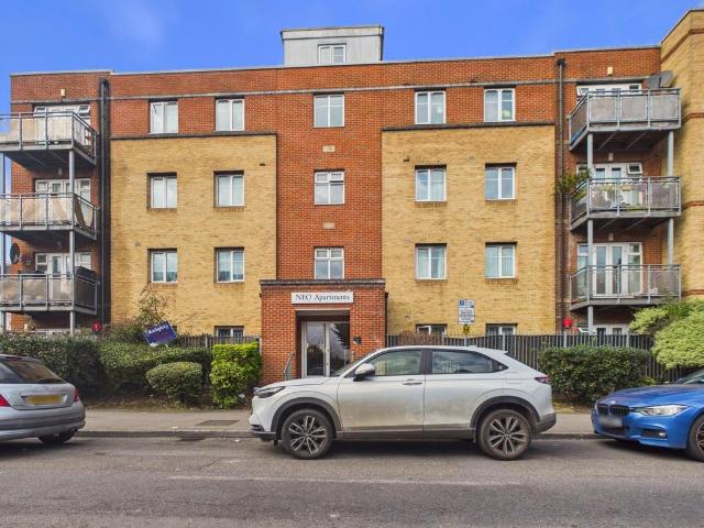 Flat for sale in Slough, Isle Of Man