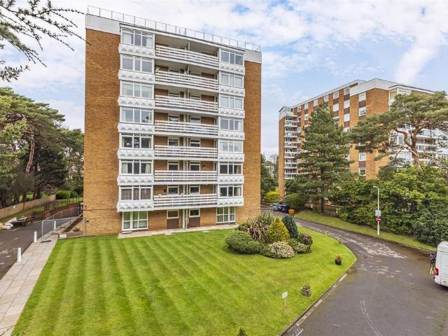 Flat for sale in Springbourne, Bournemouth
