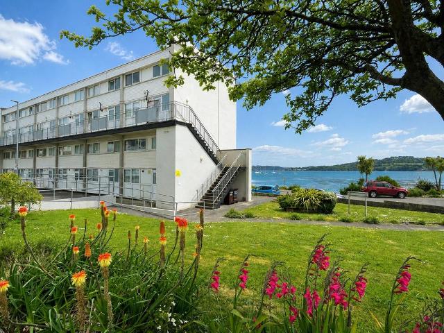 Flat for sale in Torpoint