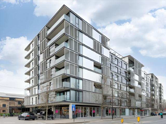 Flat for sale in Barnsbury, Greater London