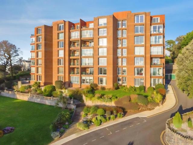 Flat for sale in Ellacombe, Torquay