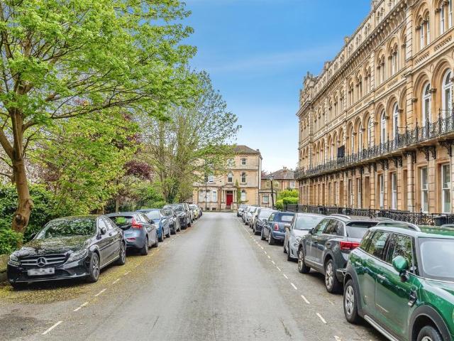 Flat for sale in Hotwells, Feckenham