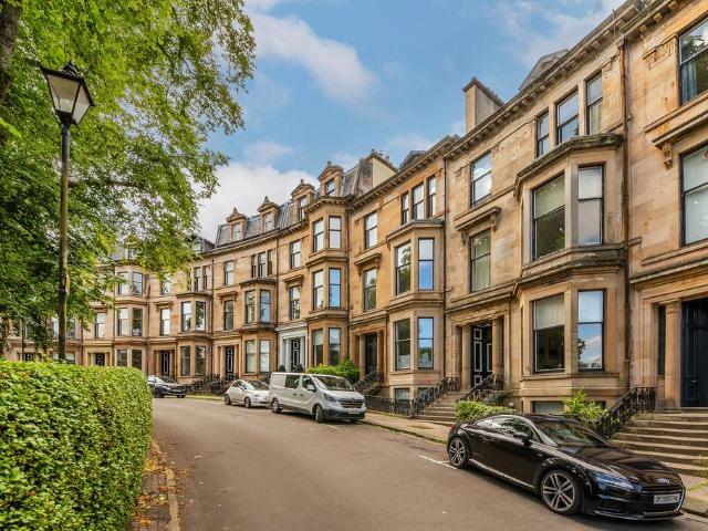 Flat for sale in North Kelvinside, Dowanhill