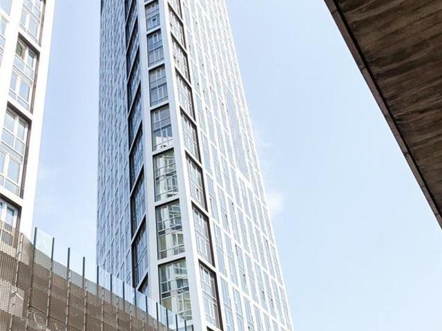 Flat for sale in Stratford Marsh, Greater London