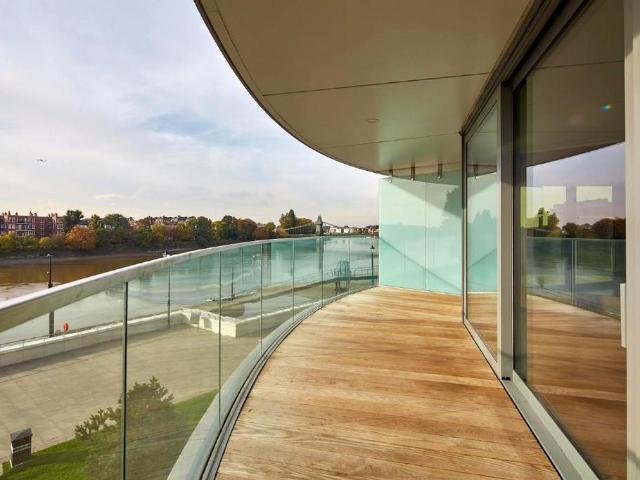 Flat for sale in Hammersmith, Greater London