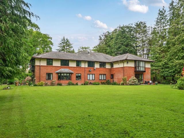 Flat for sale in Kingswood Firs, Bolton Low Houses