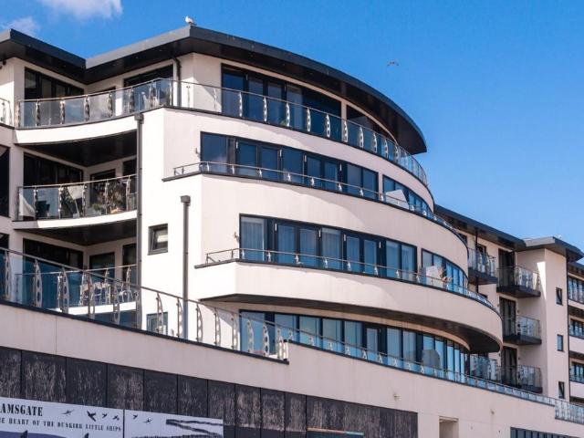 Flat for sale in East Cliff, Acol