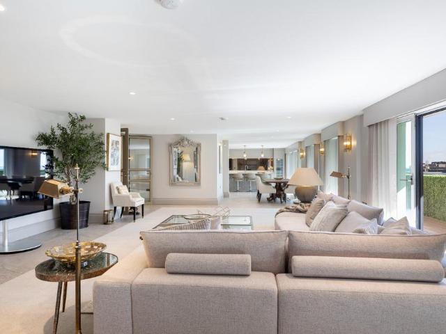 Flat for sale