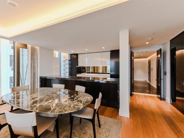 Flat for sale in Greater London