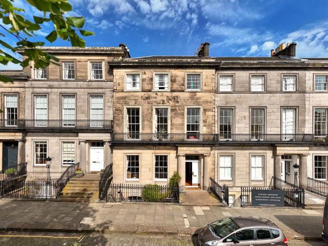 Flat for sale in Broughton, Scotland