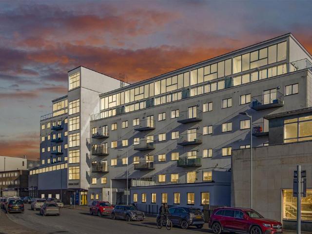 Flat for sale in The Image, Pouchen End