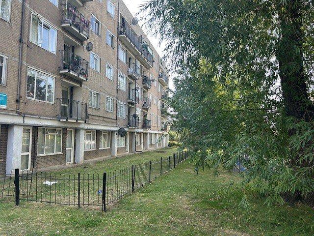 Flat for sale in London Borough of Camden, Greater London