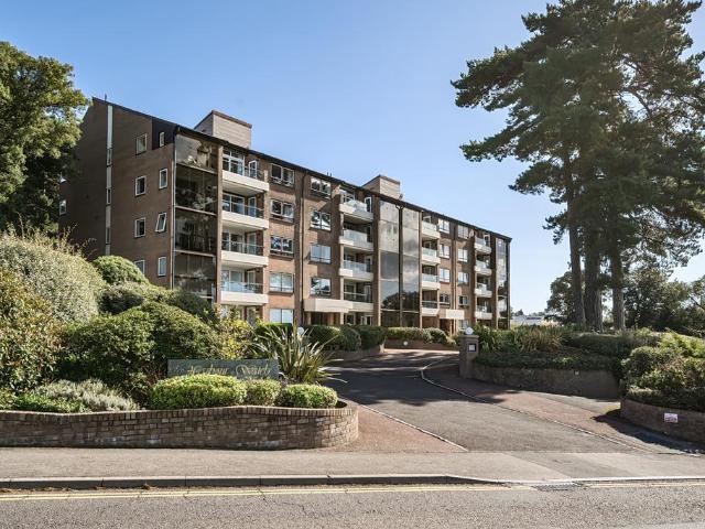 Flat for sale in Lilliput, Poole