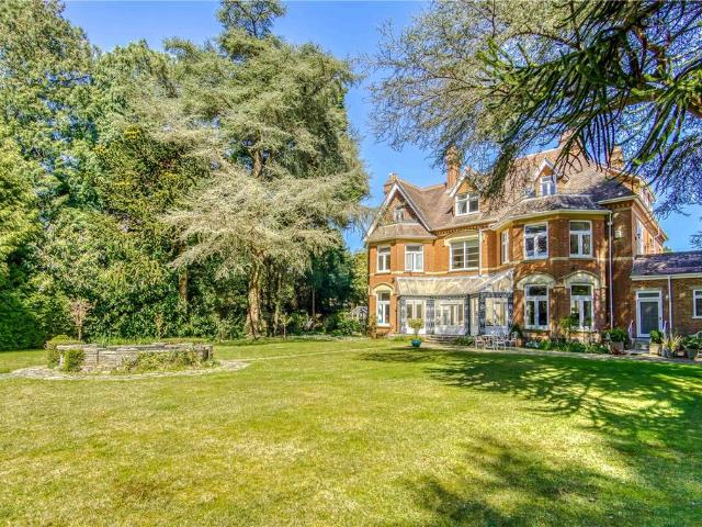 Flat for sale in Branksome Park, Poole