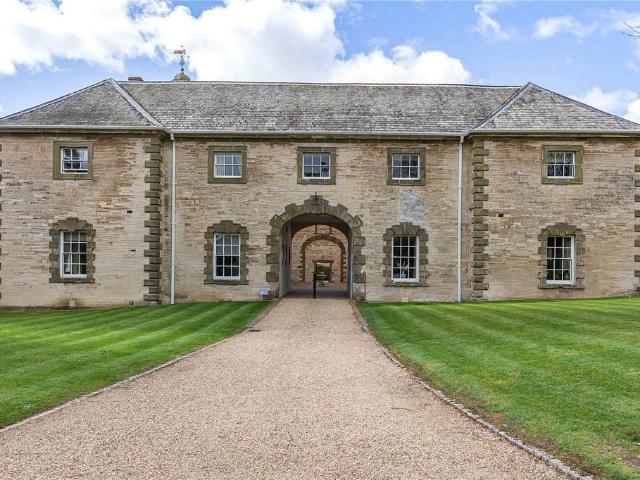 Flat for sale in Alderminster, Warwickshire