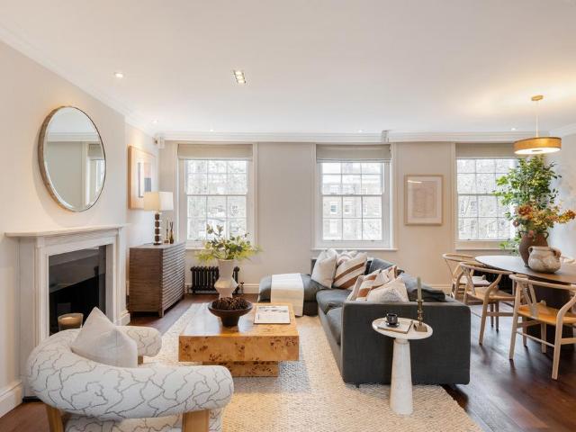 Flat for sale in Marylebone, Greater London