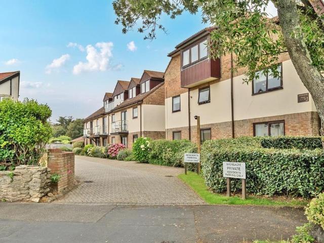 Flat for sale in Old Milton, Ashurst Bridge