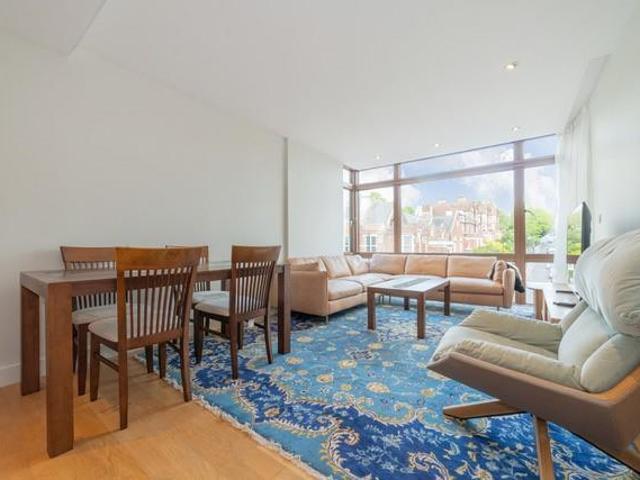 Flat for sale in West Hampstead, Greater London