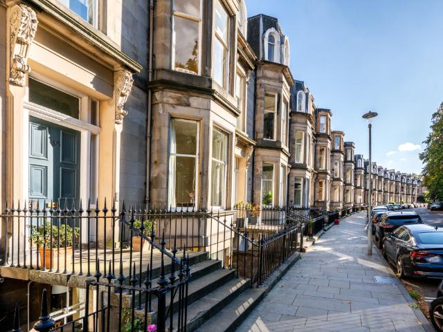 Flat for sale in Haymarket, Scotland