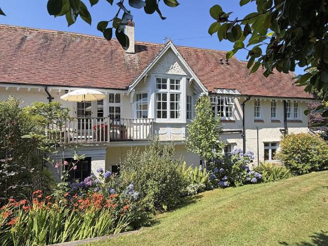 Flat for sale in Budlake, Devon