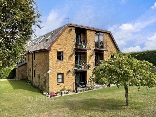 Flat for sale in Shanklin, Isle Of Wight