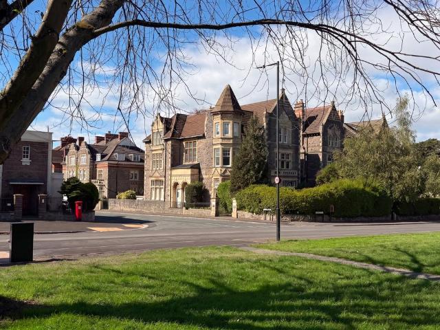 Flat for sale in Westbury Park, Bristol