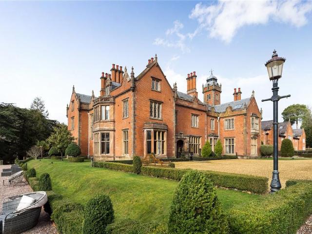 Flat for sale in Oversley Ford, Styal