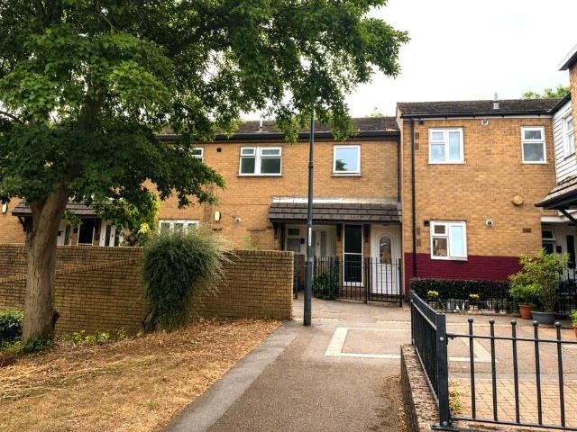 Flat for sale in New Normanton, East Midlands