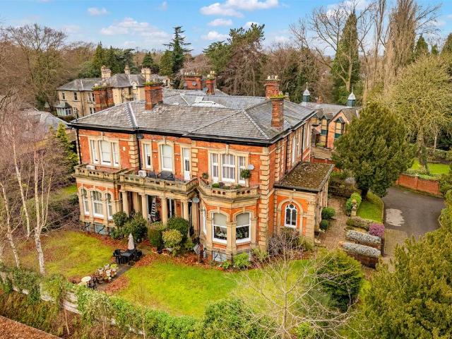 Flat for sale in Trafford Park, Greater Manchester