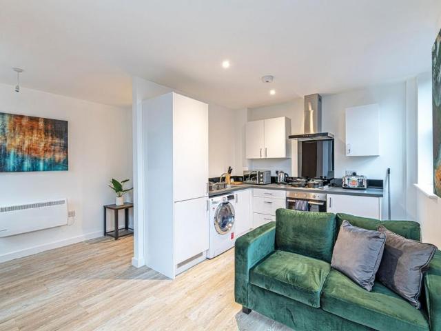 Flat for sale in Avenham, Higher Bartle