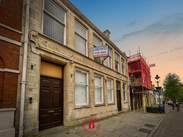 Flat for sale in Brentingby, Leicestershire