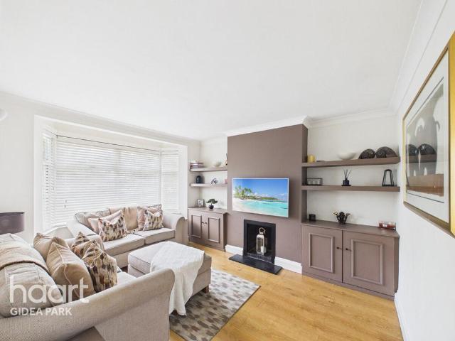 Flat for sale in London Borough of Havering, Greater London