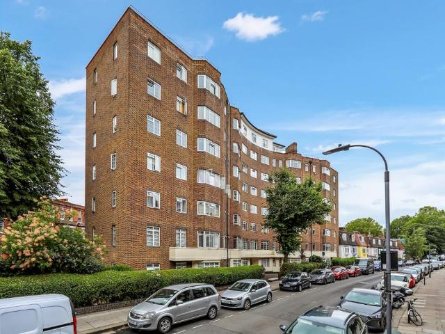 Flat for sale in West Kensington, Greater London