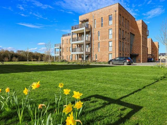 Flat for sale in South Trumpington, Arrington
