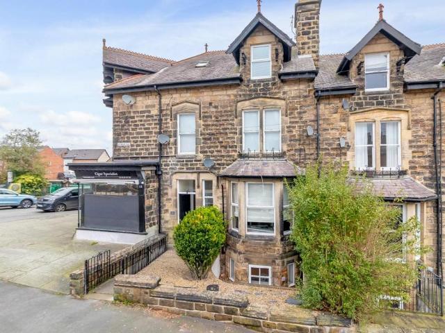 Flat for sale in Low Harrogate, Harrogate