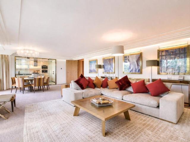 Flat for sale in Knightsbridge, Isle Of Man