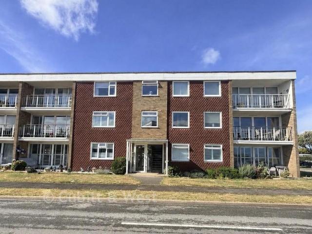 Flat for sale in Rustington, Clapham