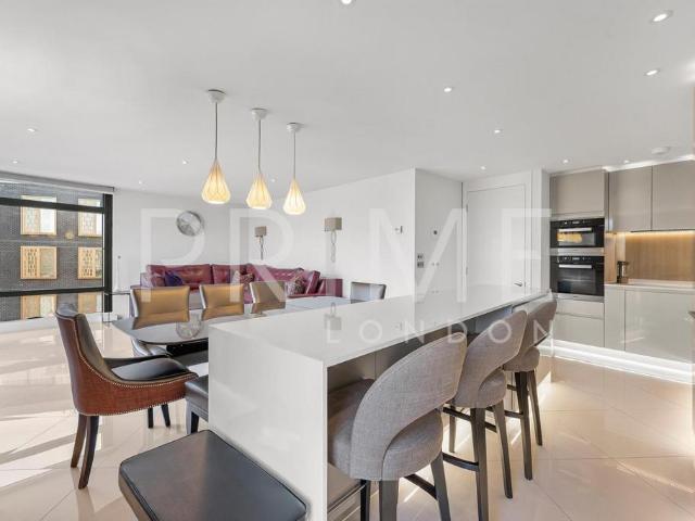 Flat for sale in South Lambeth, Isle Of Man