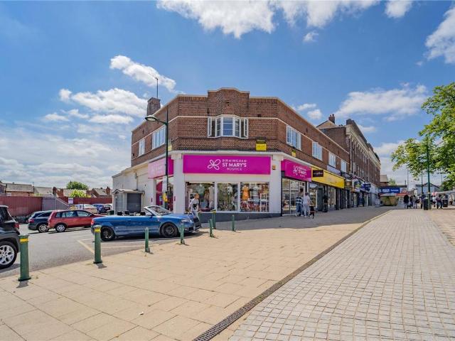 Flat for sale in Turves Green, West Midlands