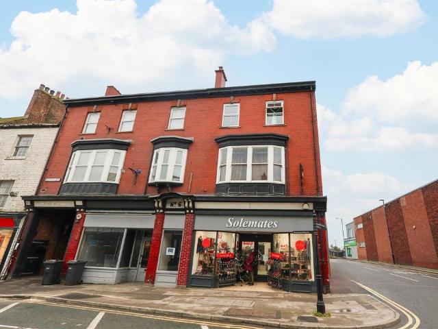 Flat for sale in Ripon, North Yorkshire