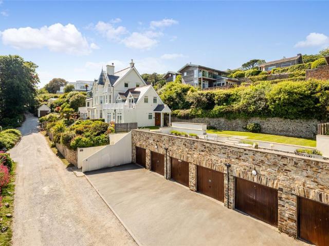 Flat for sale in Strode, Devon