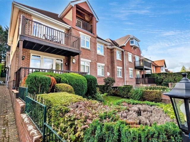 Flat for sale in Penn Hill, Poole
