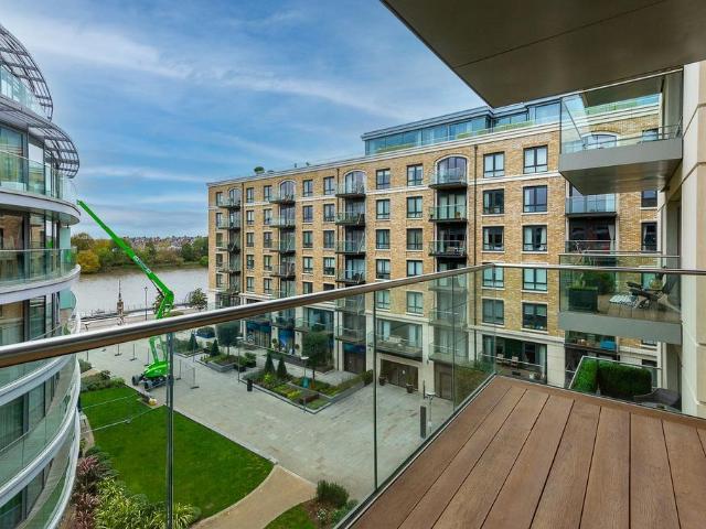 Flat for sale in Hammersmith, Greater London