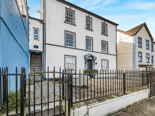 Flat for sale in Thistleboon, Mumbles ,the