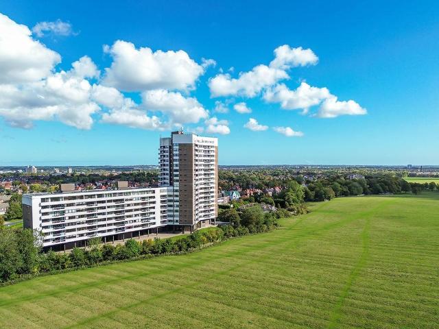Flat for sale in Cowgate, Kenton