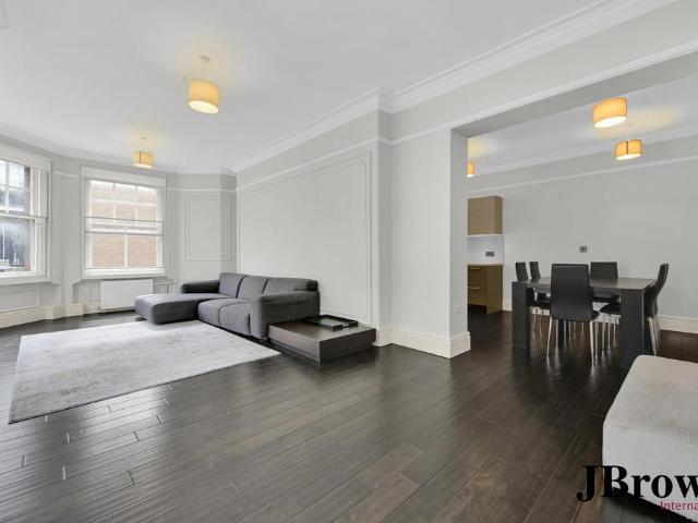 Flat for sale in Westminster, Victoria