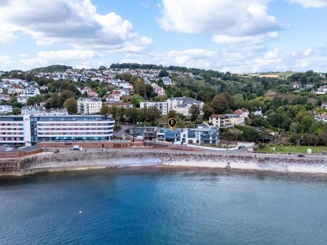 Flat for sale in Livermead