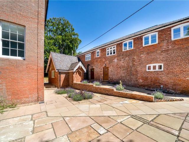 Flat for sale in Ashford Carbonell, Shropshire